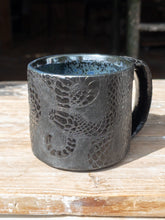 Load image into Gallery viewer, Snake Mug Pre-Sale Black