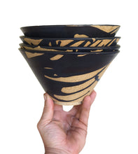 Load image into Gallery viewer, Noodle Bowl and Chopsticks Set