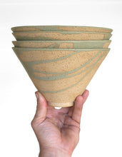 Load image into Gallery viewer, Noodle Bowl and Chopsticks Set