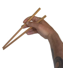 Load image into Gallery viewer, Noodle Bowl and Chopsticks Set