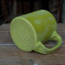 Load image into Gallery viewer, Key lime snake mug
