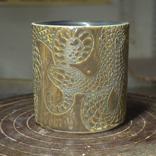 Load image into Gallery viewer, Snake cactus pot
