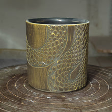 Load image into Gallery viewer, Snake cactus pot
