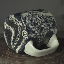 Load image into Gallery viewer, Octopus 1
