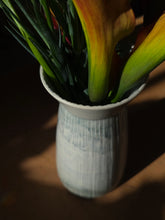 Load image into Gallery viewer, The (ideal size) Porcelain vase
